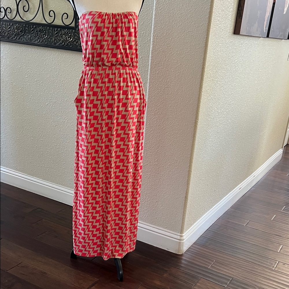 Three Hearts Red and White Zigzag Maxi Dress